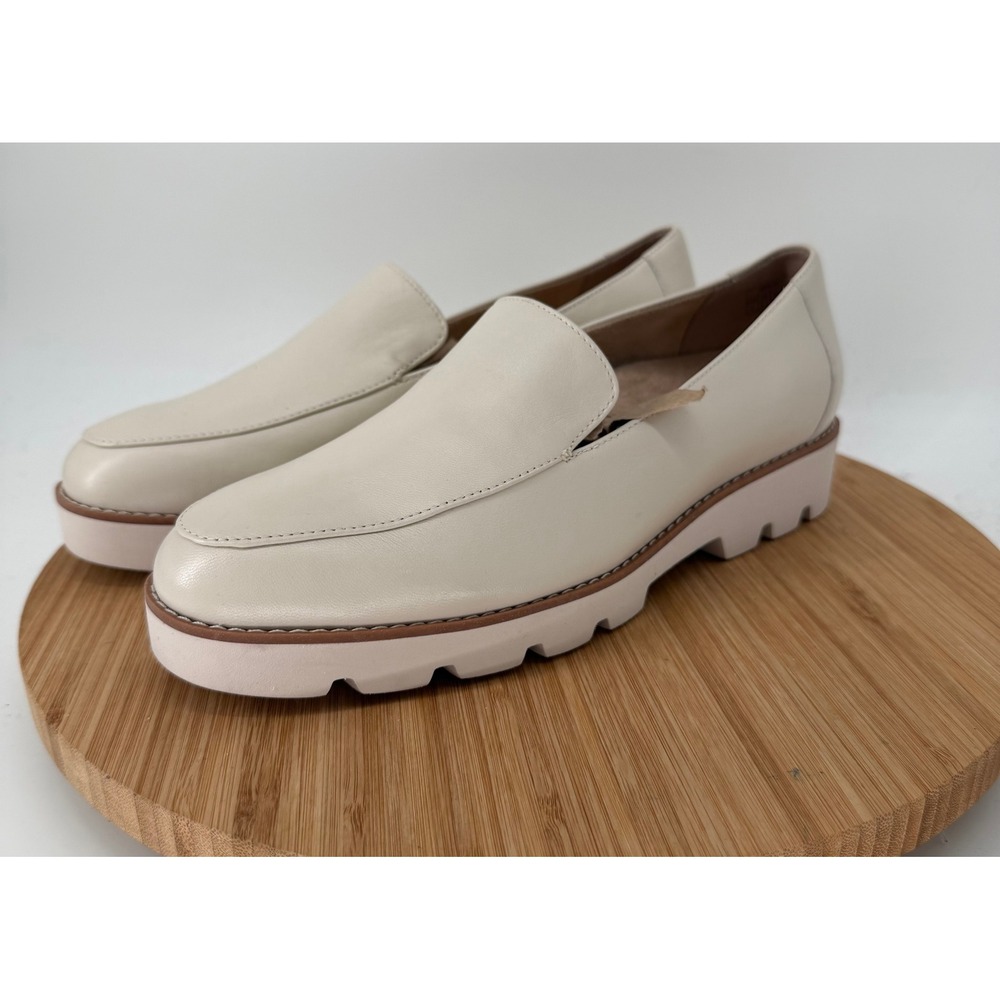 Vionic Kensley Cream Leather Lug Sole Loafers Womens 8 Wide Almond Toe Shoes